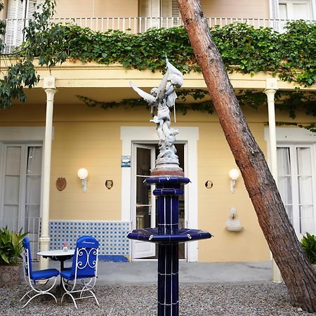 Hotel Medium Renaixenca Sitges Luaran gambar