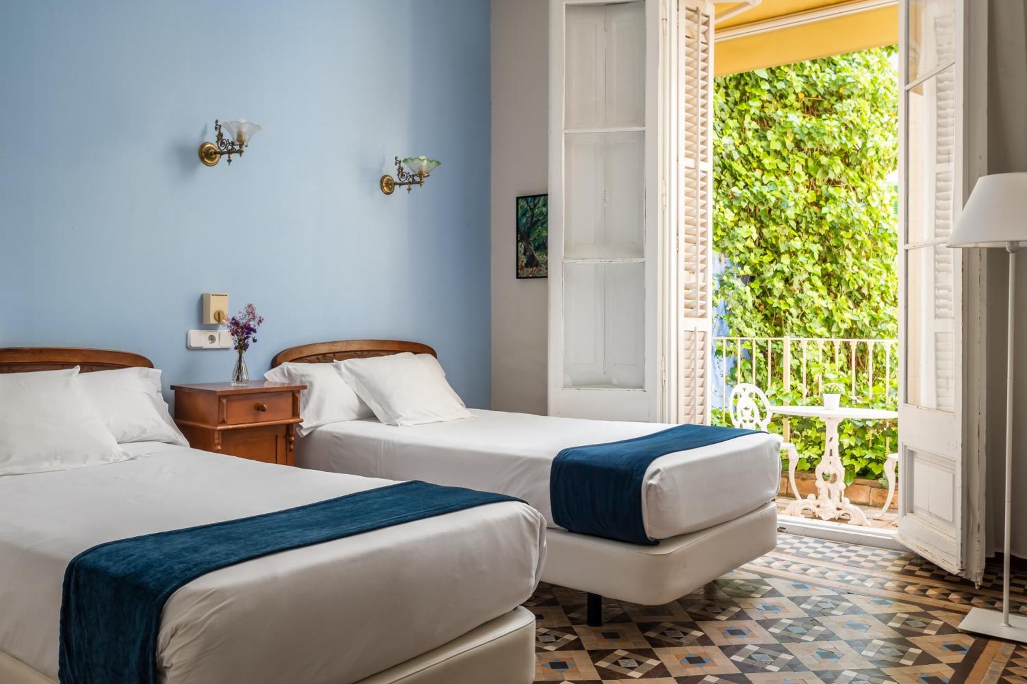 Hotel Medium Renaixenca Sitges Luaran gambar