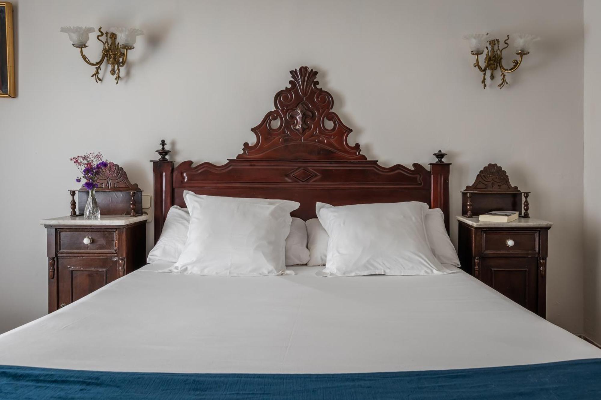 Hotel Medium Renaixenca Sitges Bilik gambar