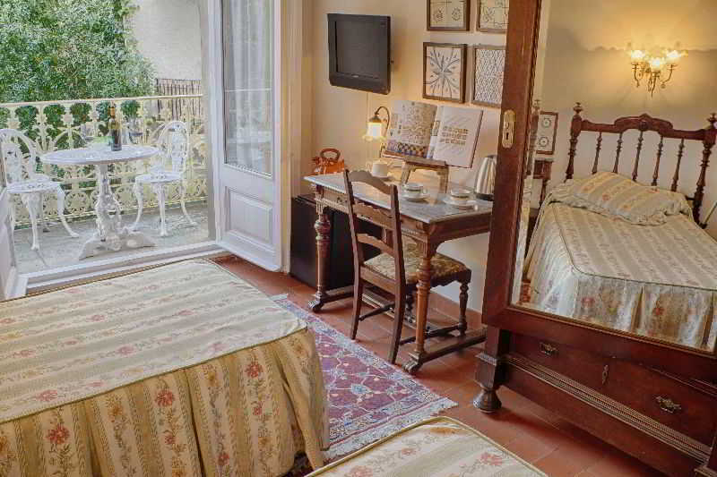 Hotel Medium Renaixenca Sitges Luaran gambar