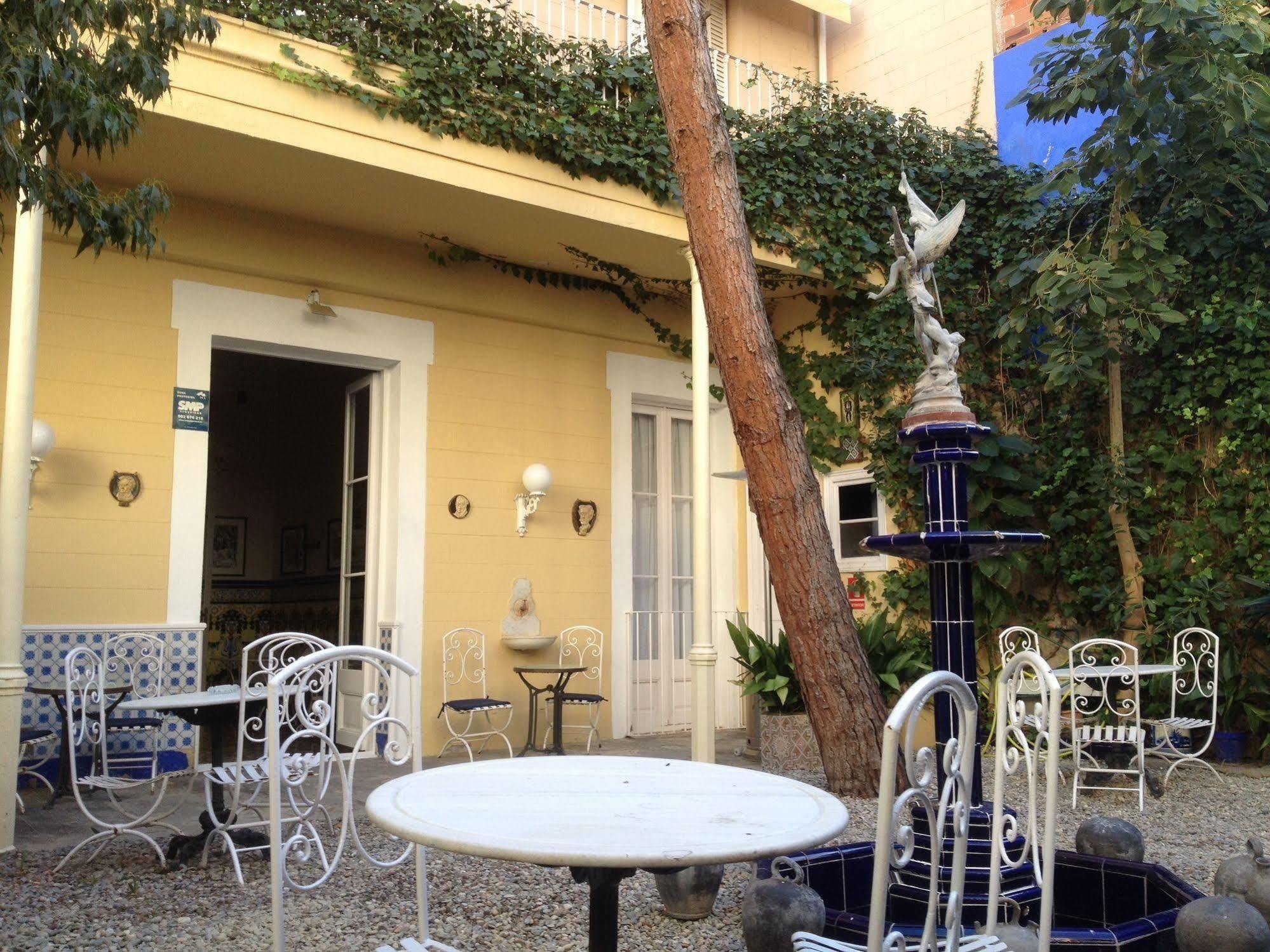 Hotel Medium Renaixenca Sitges Luaran gambar